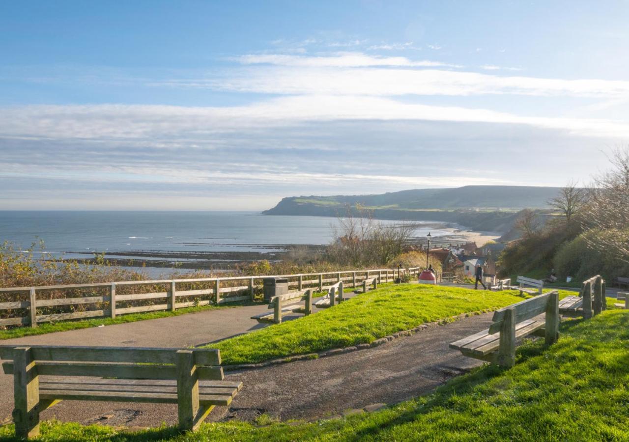 Holmlea Villa Robin Hood's Bay Exterior photo